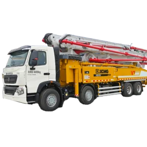 HOWO 8×4 cement pump truck