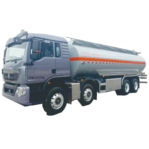 Transporteur de citernes pour liquides inflammables en acier inoxydable
